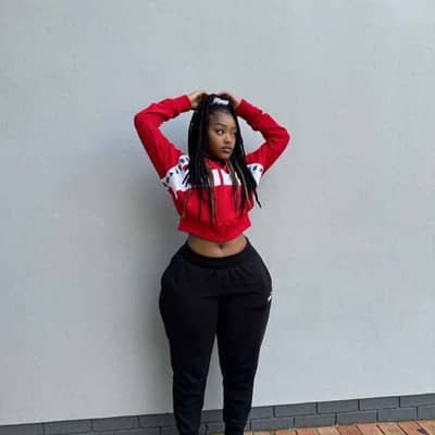 Vivian serwaa