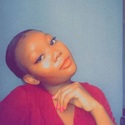 Neena 🌹