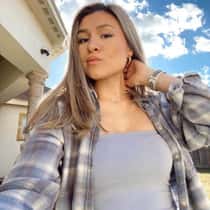 Samantha red