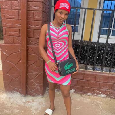 LOVETH GOLD