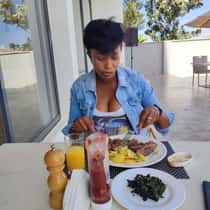 Esther mwesh