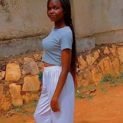 akello
