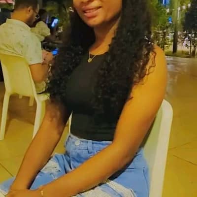 Larisha salone