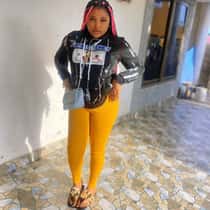 Favour Candy💛