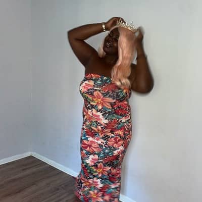 Missqueena21