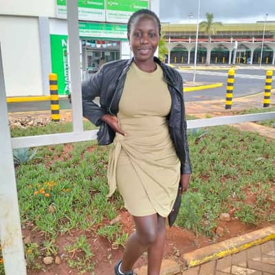 Esther ntabo