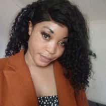 Claudia mwewa