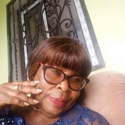 Yvette57