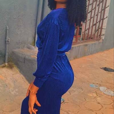 Ella Chizzy