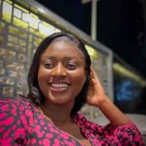 NANA YAA