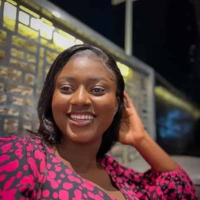 NANA YAA