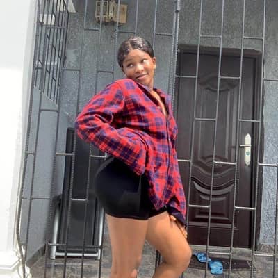 Gift babe