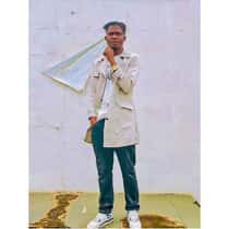 Dinno Brown