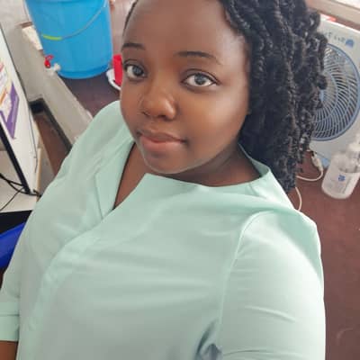 Elizabeth ng'ambi