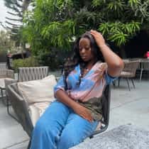Juliet serwaa