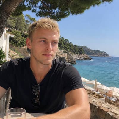 Tom