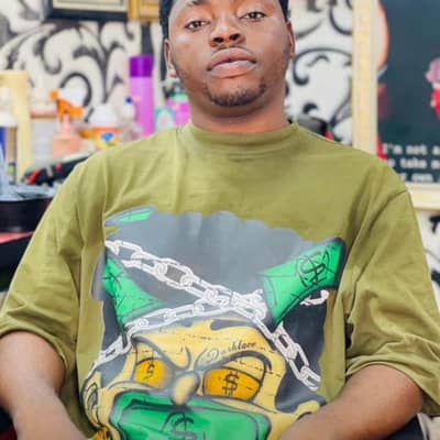 akorede wealth