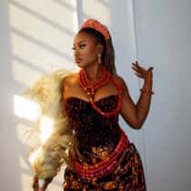Tonia 