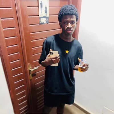 Junior 